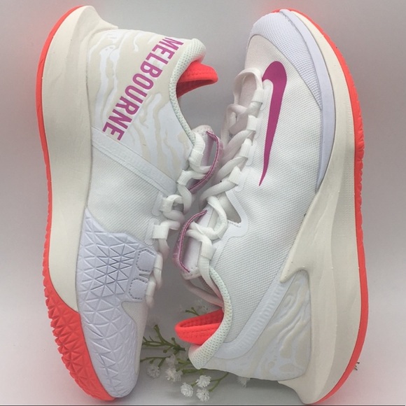 Nike Shoes - W NIKE COURT AIR ZOOM ZERO HC